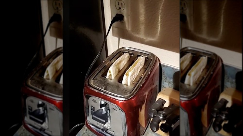 Toaster quesadilla