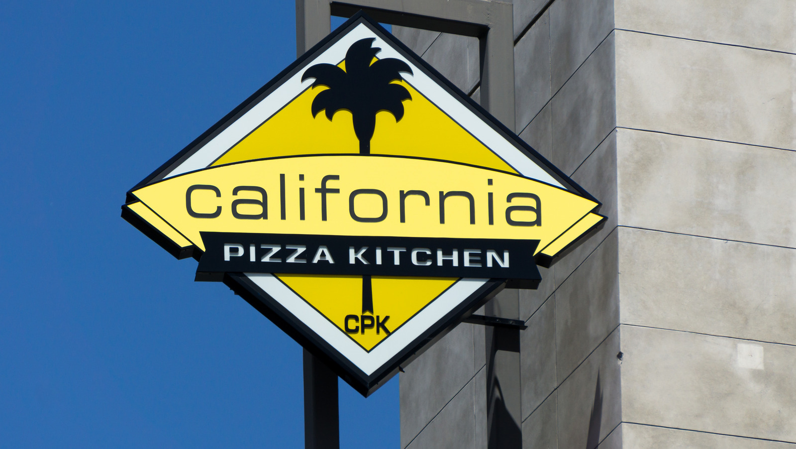 This Was The Original Idea For California Pizza Kitchen S Signature Dish   L Intro 1620761139 