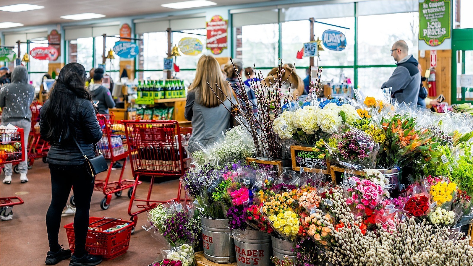 tiktok-is-freaking-out-over-trader-joe-s-sweet-cannoli-dip-and