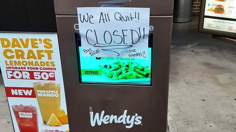 Handmade "closed" sign at Wendy's drive-thru