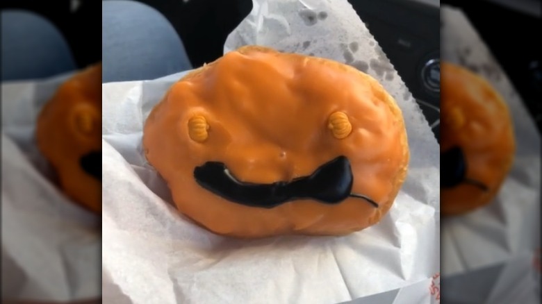 Dunkin' Dunk-o-Lantern donut