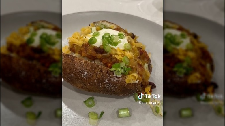 A chili baked potato made by TikToker Emily Mariko