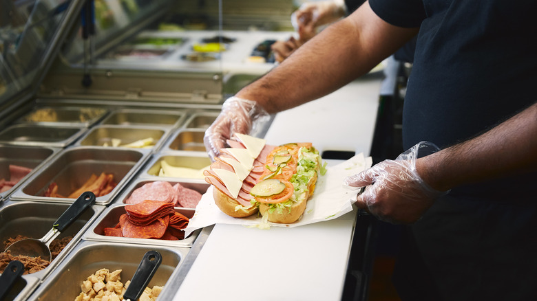 Deli sandwich line 