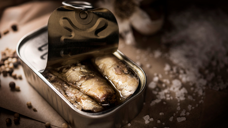 sardines in tin with lid open