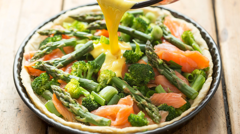 filling vegetable quiche 