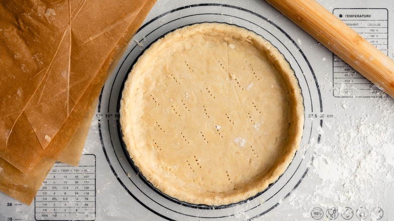 unbaked pie shell