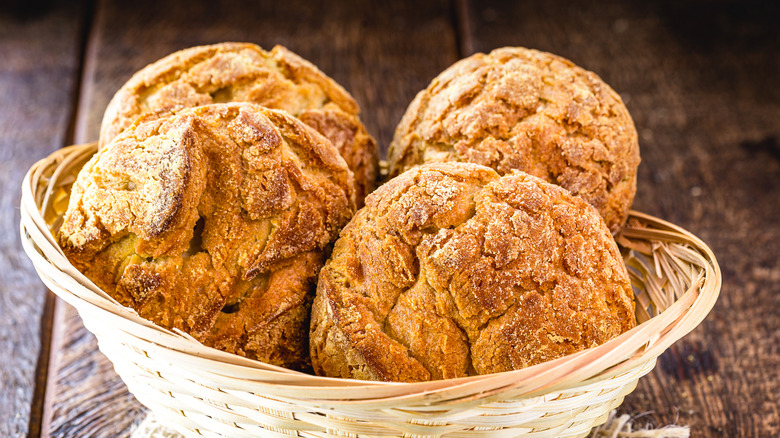 Cornmeal cookies in a basket