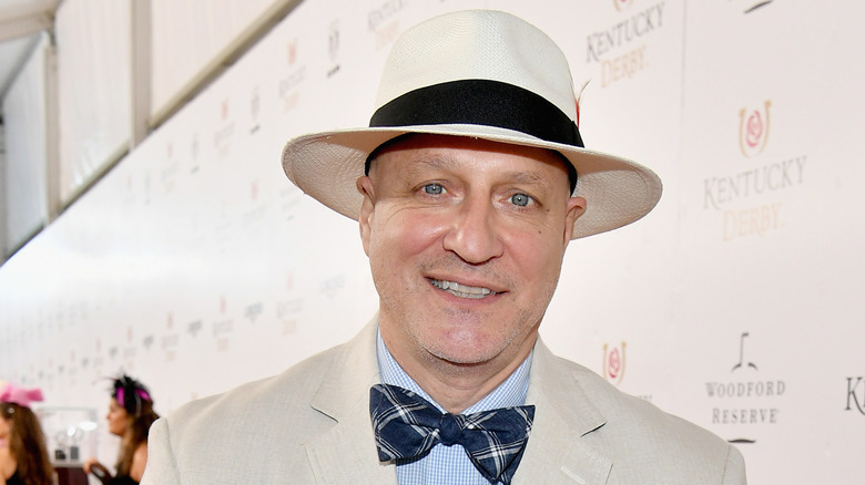 tom colicchio in hat