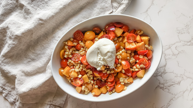 salad with burrata