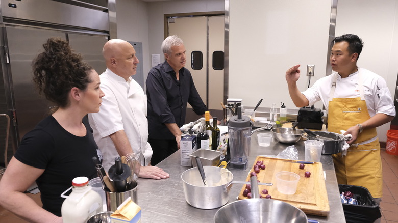 buddha lo explaining menu to judges