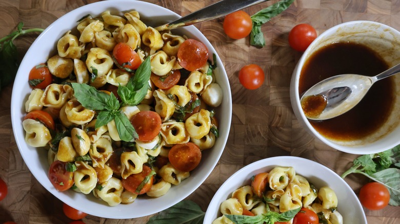 tortellini caprese pasta salad