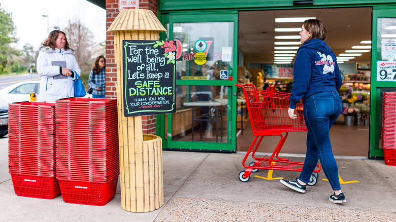 Customers outside Trader Joe's