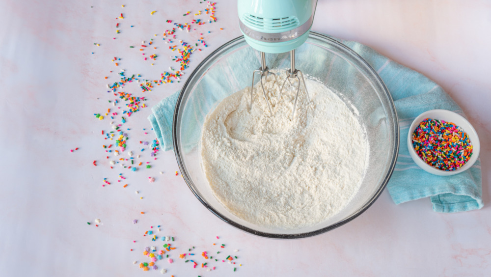 mixing dry ingredients for cake