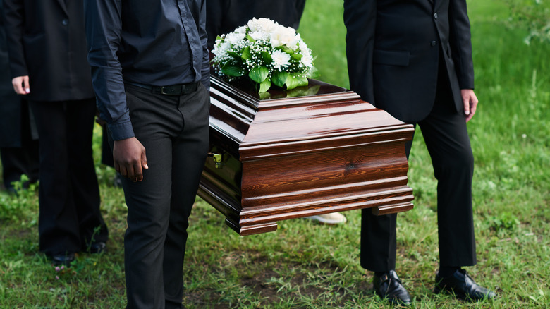 pall bearers at funeral