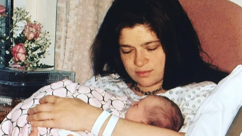 Alex Guarnaschelli and her infant daughter