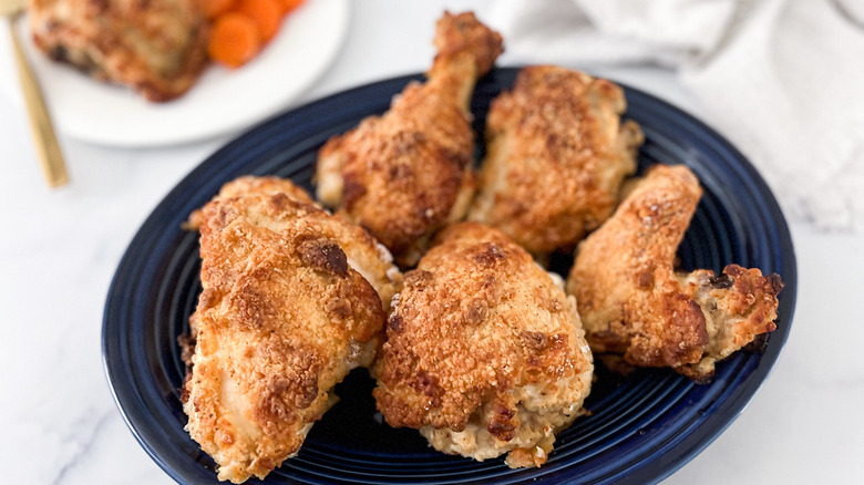 Fried chicken on plate