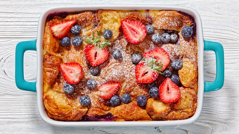 Croissant casserole with berries