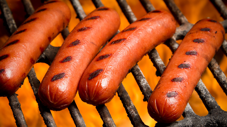 four hot dogs 