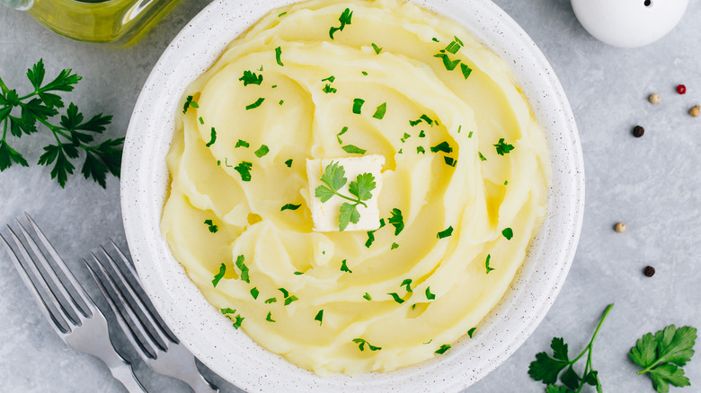 Mashed potatoes with butter