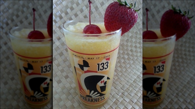 Black-eyed Susan in Preakness commemorative glass