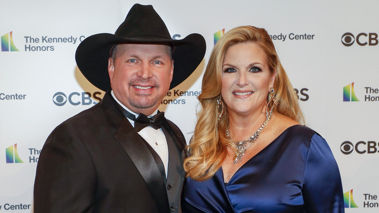 Trisha Yearwood and Garth Brooks