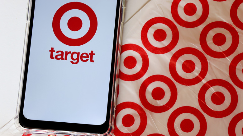 Target bag and app on phone