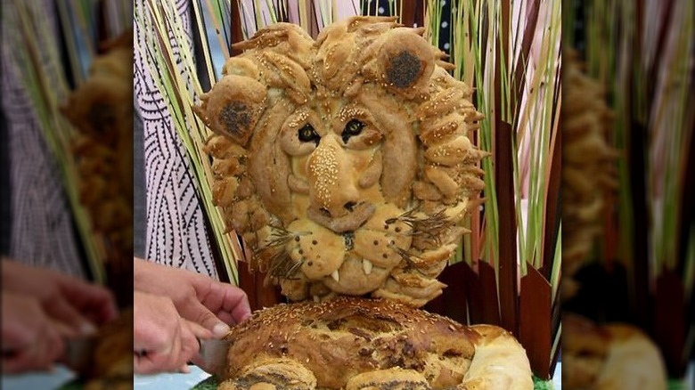 Lion bread sculpture