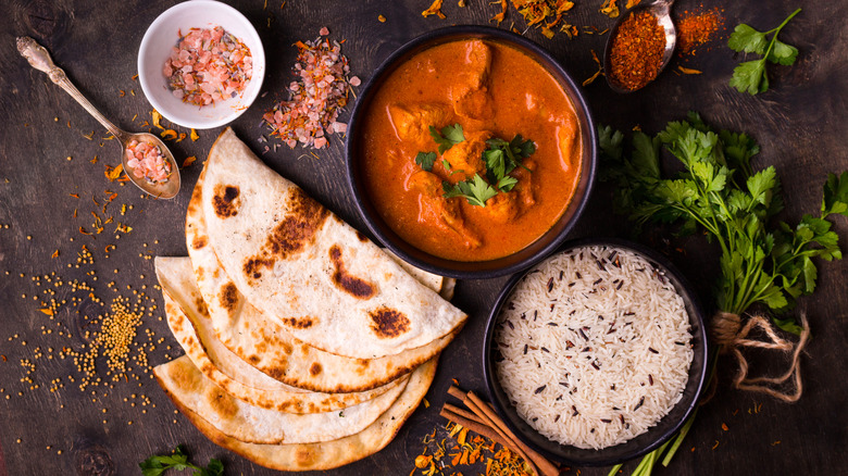 Masala with rice and naan