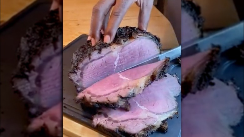 slicing a cut of roast beef from gordon ramsay's twitter post