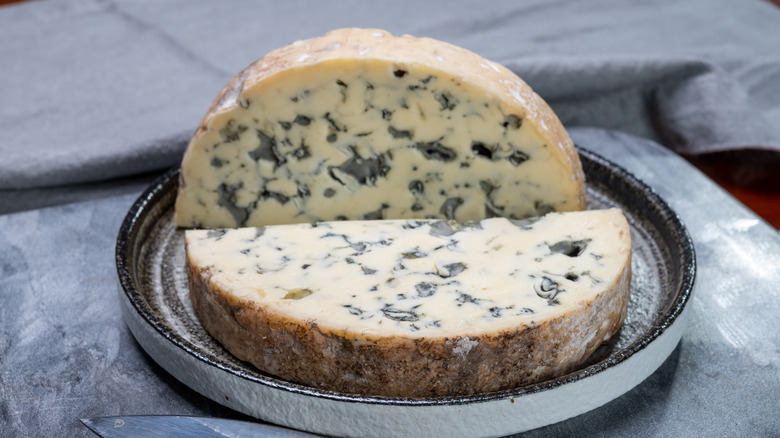 cut wheel of Fourme d'Ambert