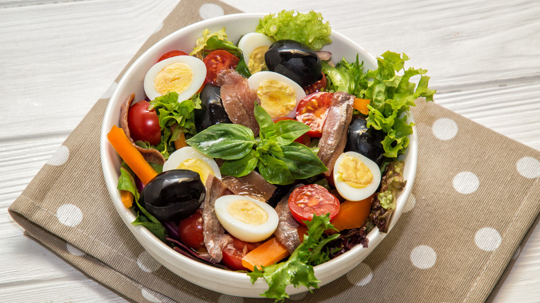 Nicoise olives