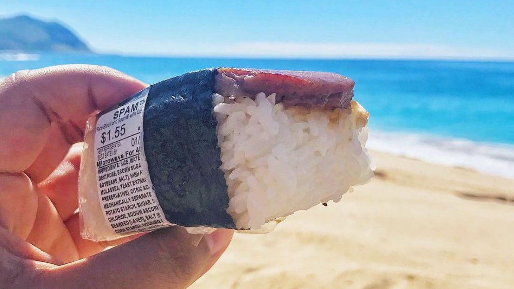 7-Eleven Hawaii's Spam musubi from gas station