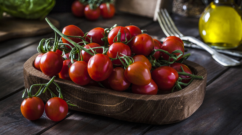 cherry tomatoes in bowl