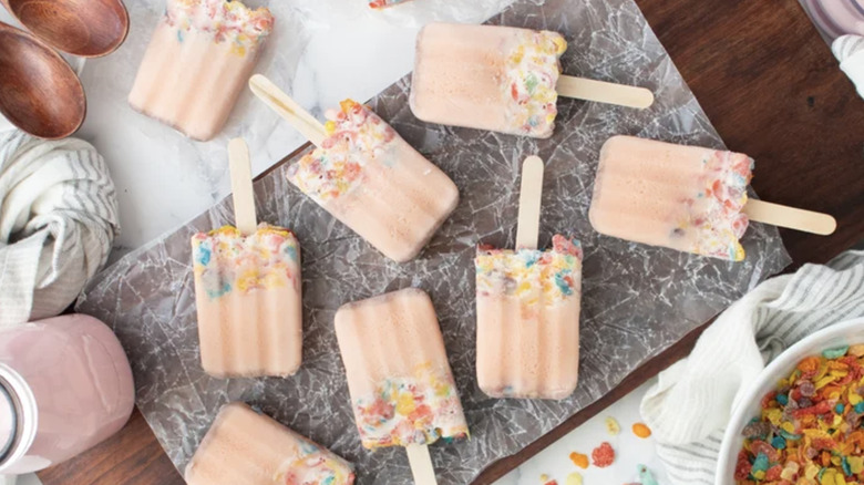 Cereal and milk popsicles