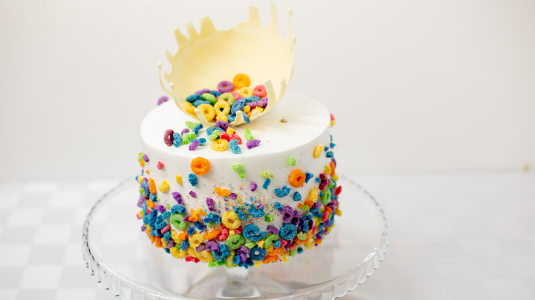 Cake decorated with Froot Loops