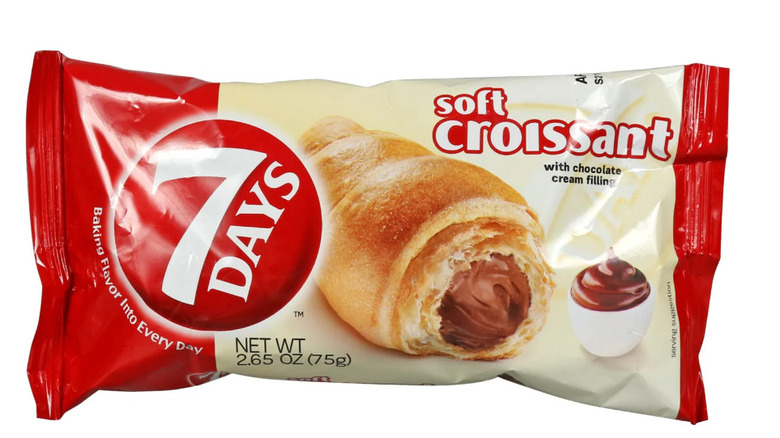 7Days soft croissant package