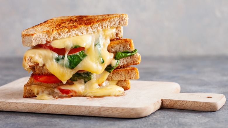 grilled cheese sandwich