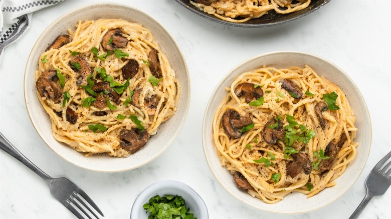 vegan mushroom carbonara