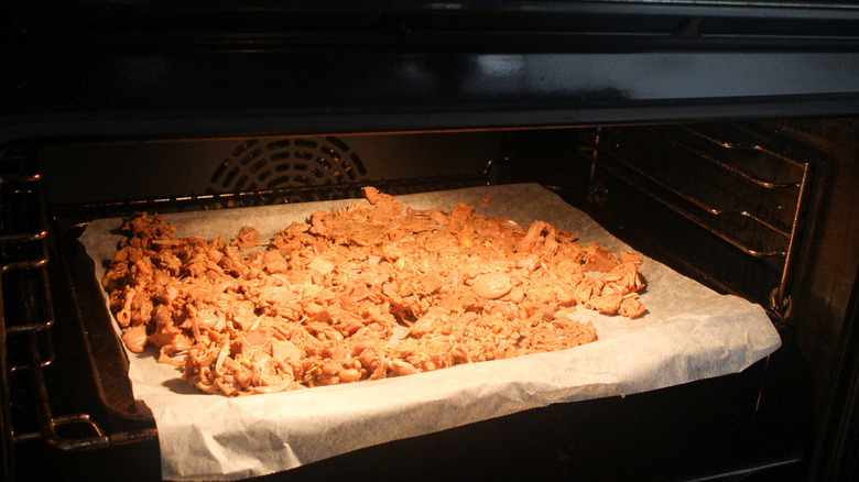 Baking tray lined with jackfruit