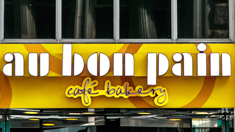 Au Bon Pain sign