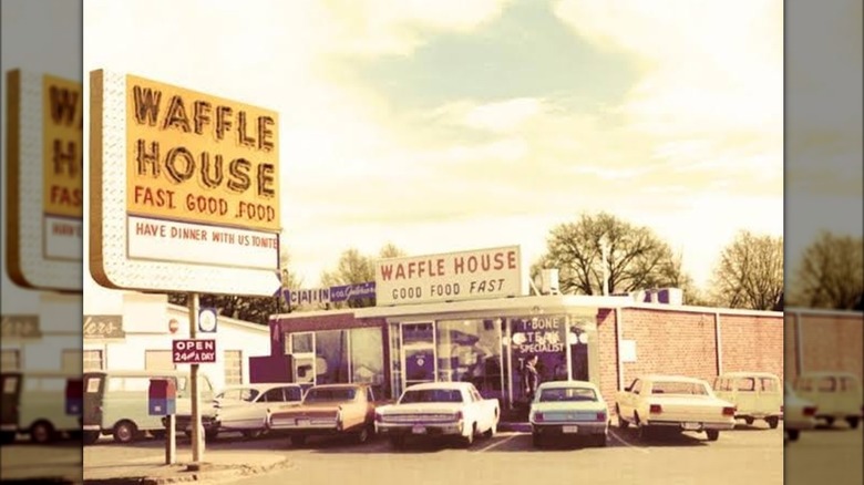 vintage Waffle House location