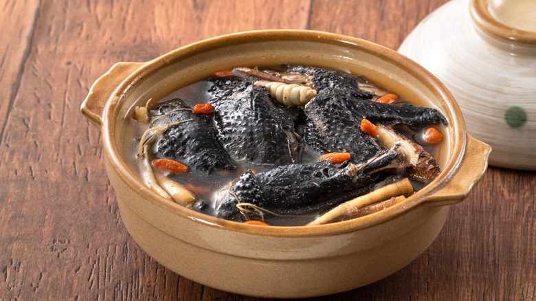 Black chicken in broth