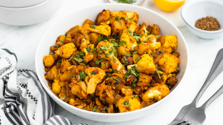 aloo gobi in bowl