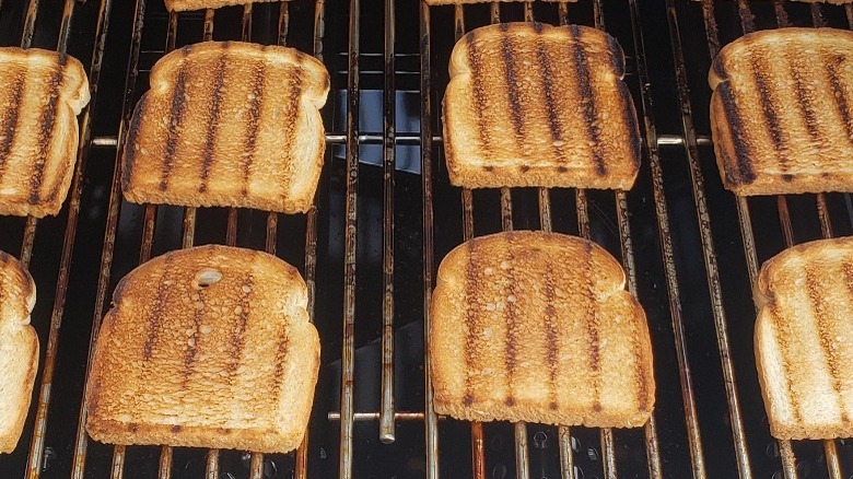 grill toast