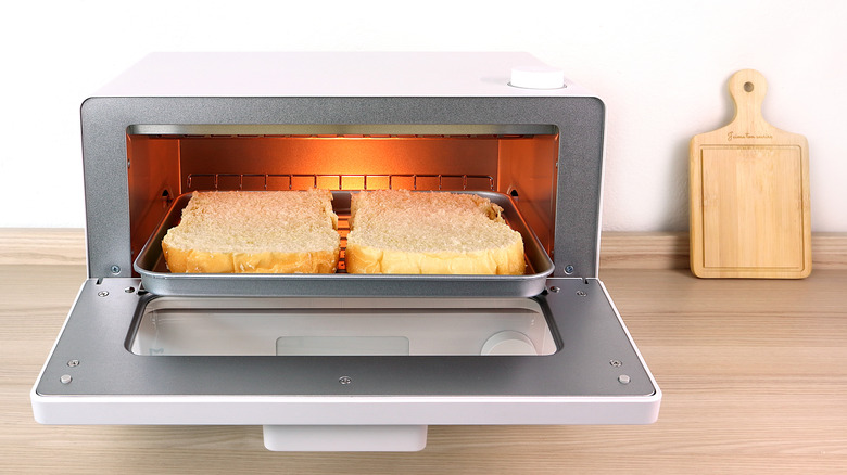 toaster oven toast