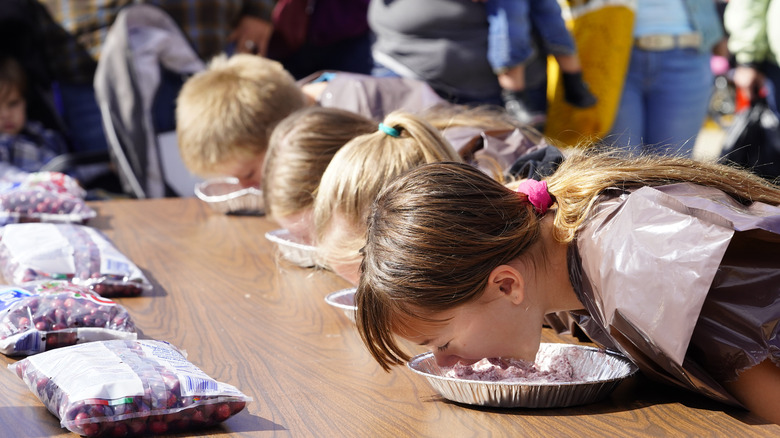 kids competing in pie eating contest