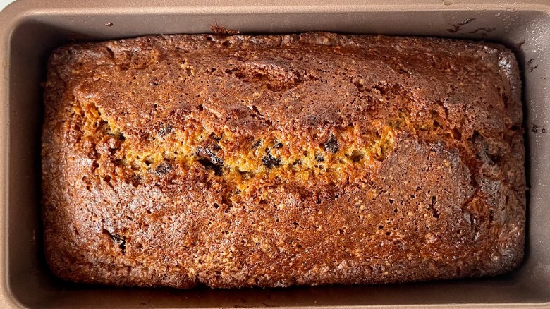 banana bread loaf cooked