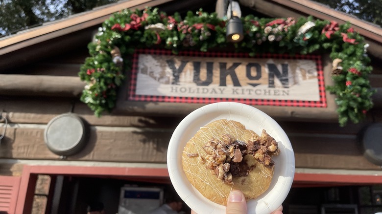 yukon canada epcot world showcase snickerdoodle cooke stroll festival of the holidays