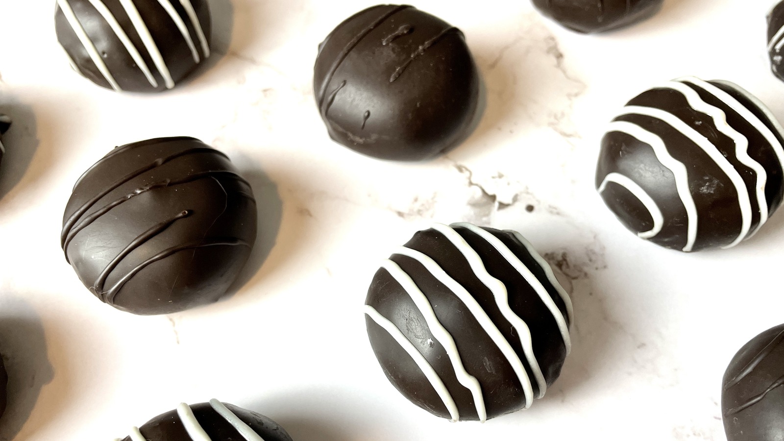 We Tried Entenmann's New Cake Truffles. No Fork Needed For These Bite-Sized  Treats