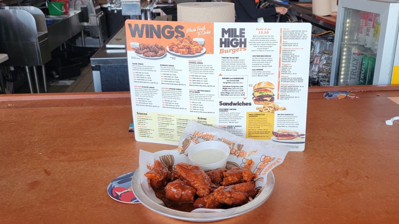 Hooters wings and menu